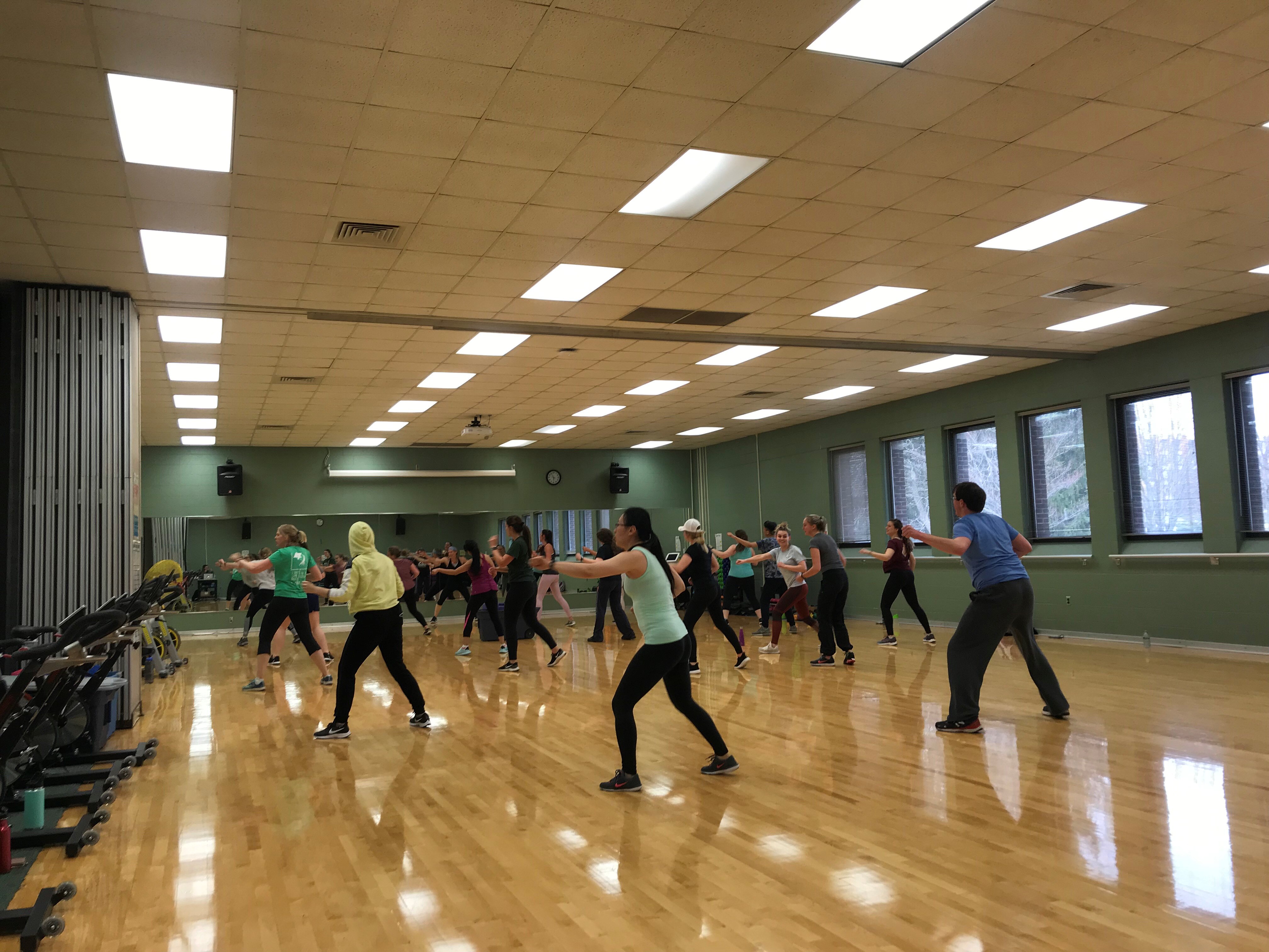 Group Fitness Yogo Class